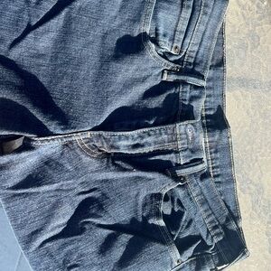 Levi’s Men's Deep Blue Relaxed Jeans